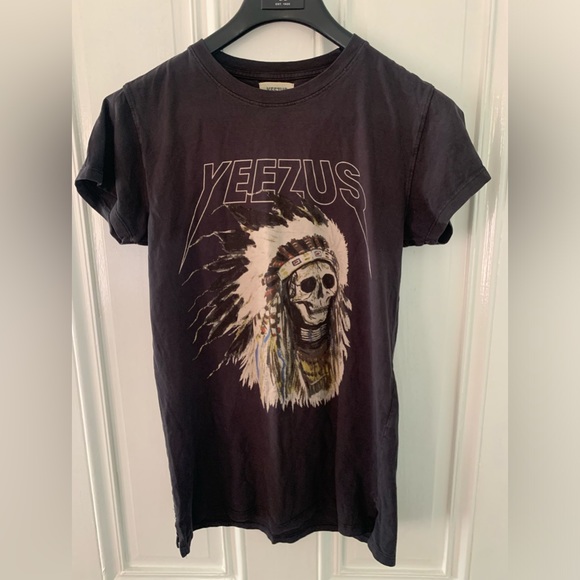 Kanye West Yeezus x Pacsun Collab Concert Tour Small Shirt Native Skull SZ S - Picture 1 of 4